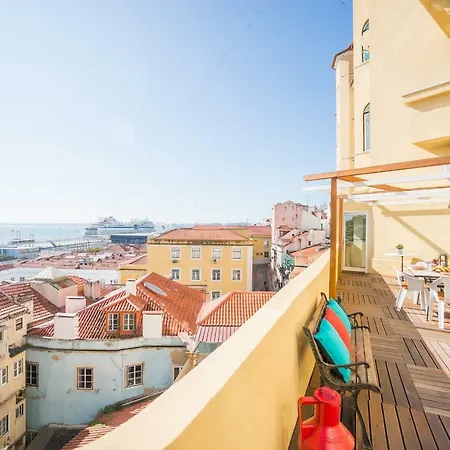 Spectacular Terrace View Of Tagus